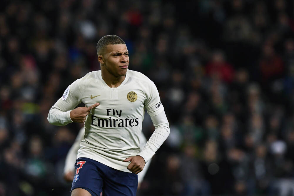 国产芯片“三雄”聚首科创板 摩尔线程上市丨打新早知道